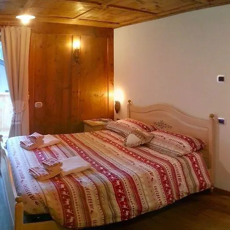Beb La Stube Dei Partel فندق مبيت وإفطار *